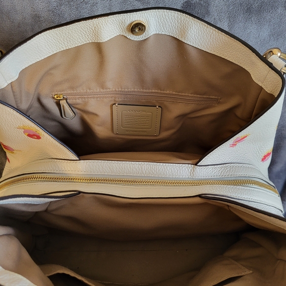 Coach Purse. Hallie C5804 Shoulder Bag - Picture 4 of 8